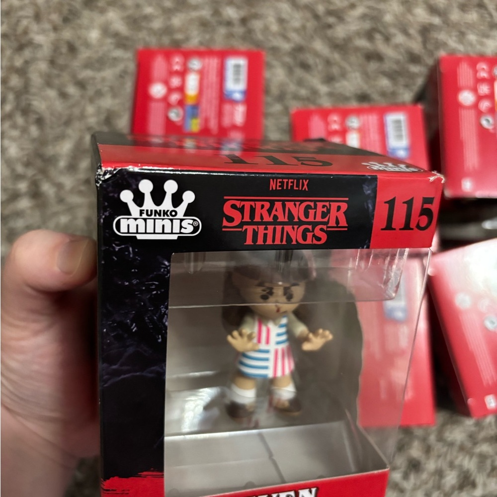 Funko Mini Stranger Things Pops Pre Loved—Pick one - Picture 10 of 16